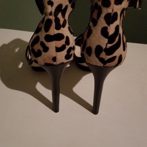 Ladies shoes